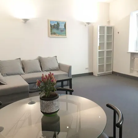 Cosy & Spacious 2 Bdr, 85 M2 ,old Town Apartment Wilna
