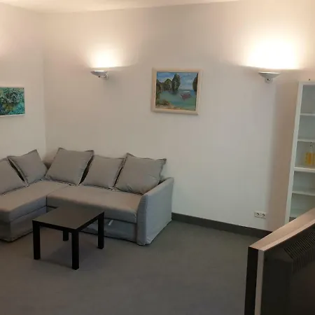 Cosy & Spacious 2 Bdr, 85 M2 ,old Town *