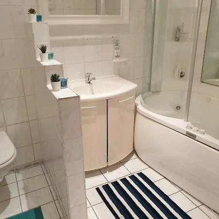 Cosy & Spacious 2 Bdr, 85 M2 ,old Town
