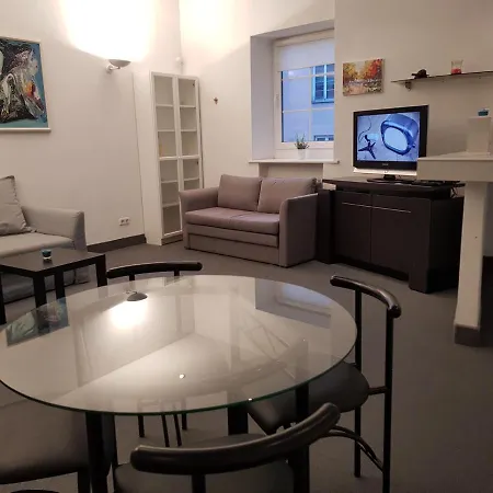 Cosy & Spacious 2 Bdr, 85 M2 ,old Town * Wilna