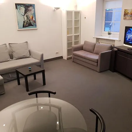Apartman Cosy & Spacious 2 Bdr, 85 M2 ,old Town *
